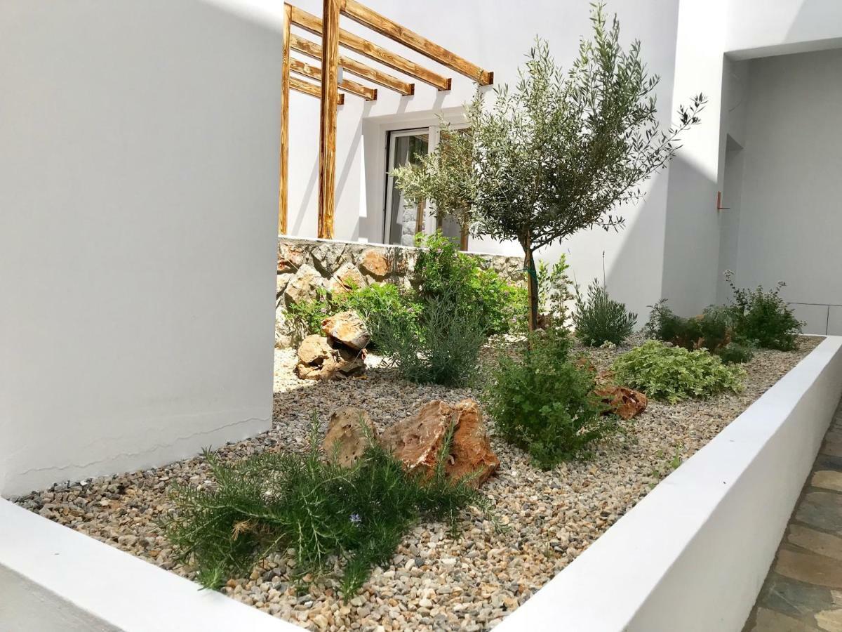 Aellia Hotel & Suites Leros Lakkíon 외부 사진