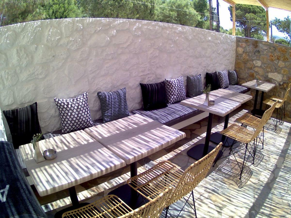 Aellia Hotel & Suites Leros Lakkíon 외부 사진